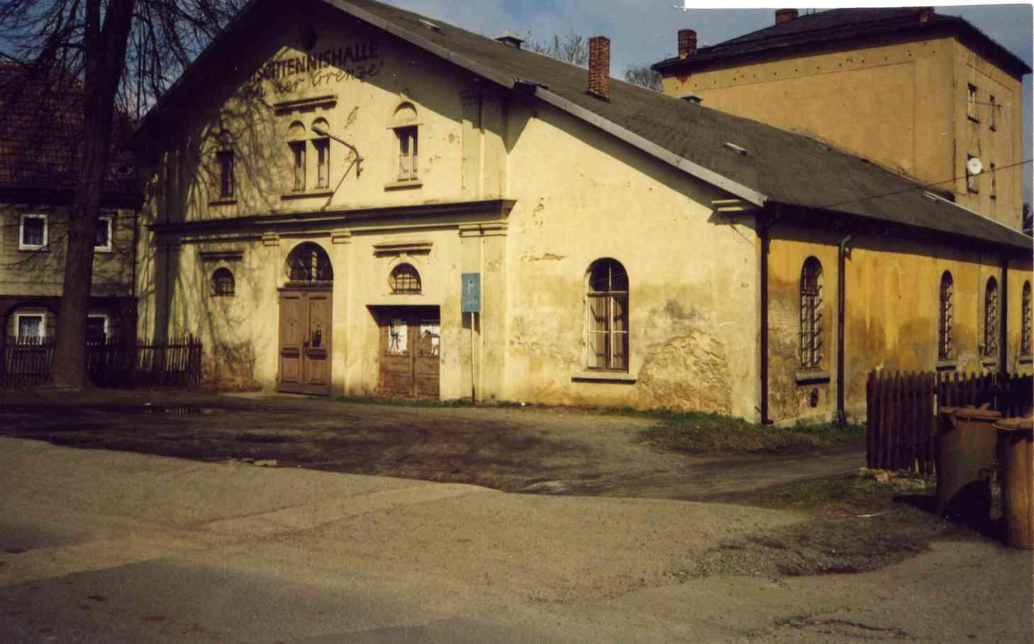 Ballsaal um die "Wende"